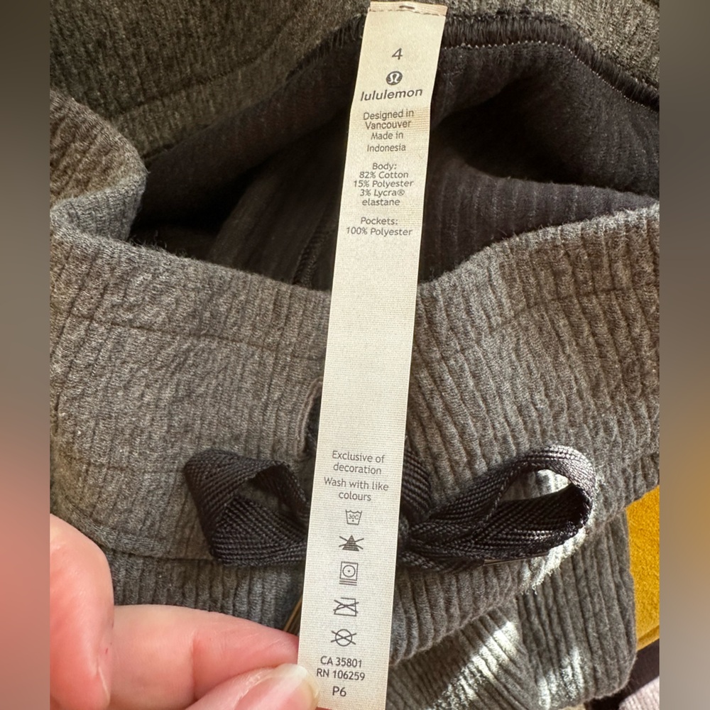 Lululemon Retreat Yourself Yoga Wide Leg Crop Pants, Women's 4, Ribbed Dark Grey - Picture 4 of 6